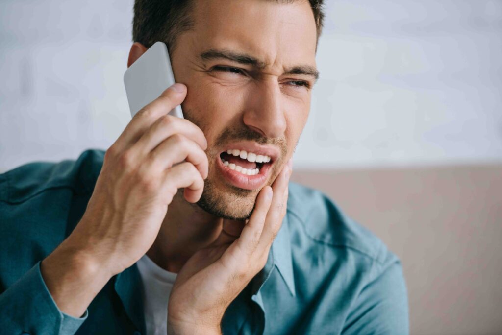 periodontitis pacientes en Sevilla Ponce y Carpintero