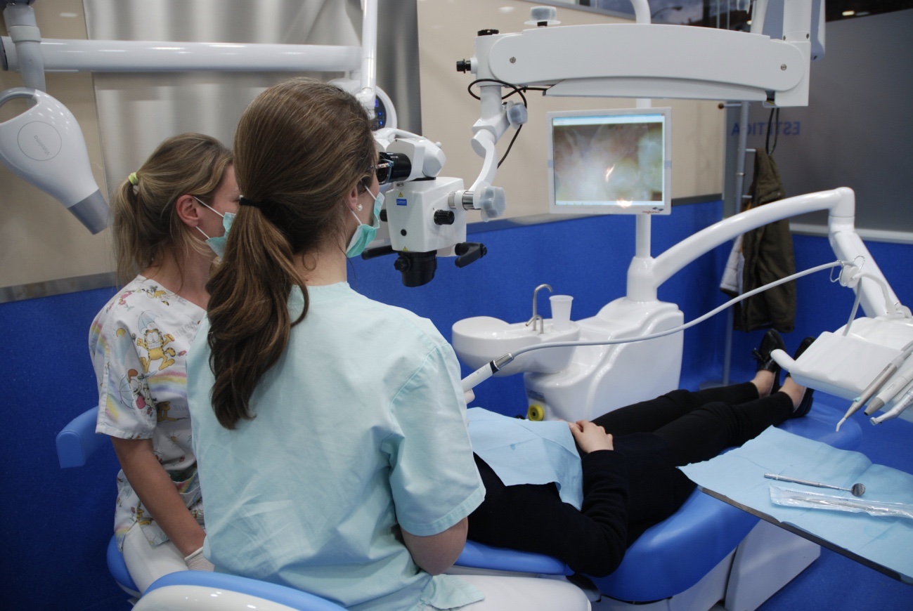 Clínica dental en Sevilla Ponce y Carpintero