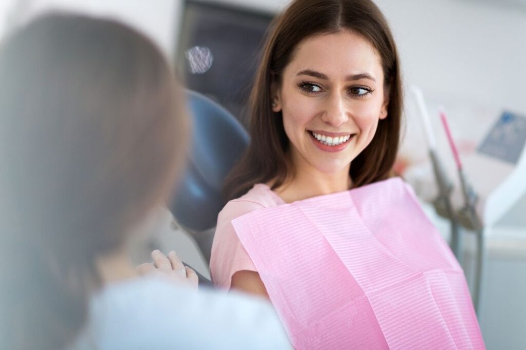 por qué debes acudir al dentista periódicamente